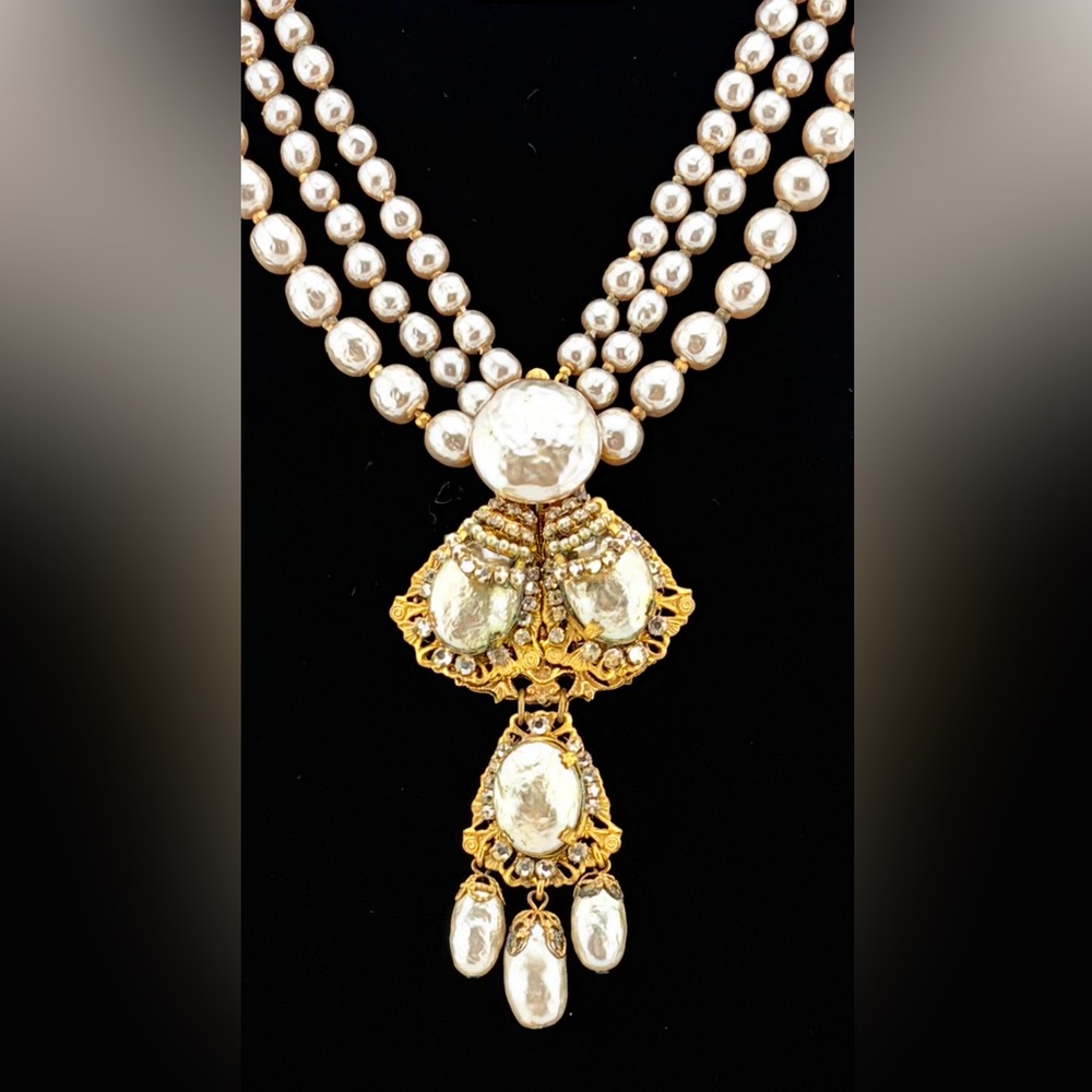RARE Miriam Haskell Baroque Pearl Pendant Necklace and Earrings - Picture 3 of 9